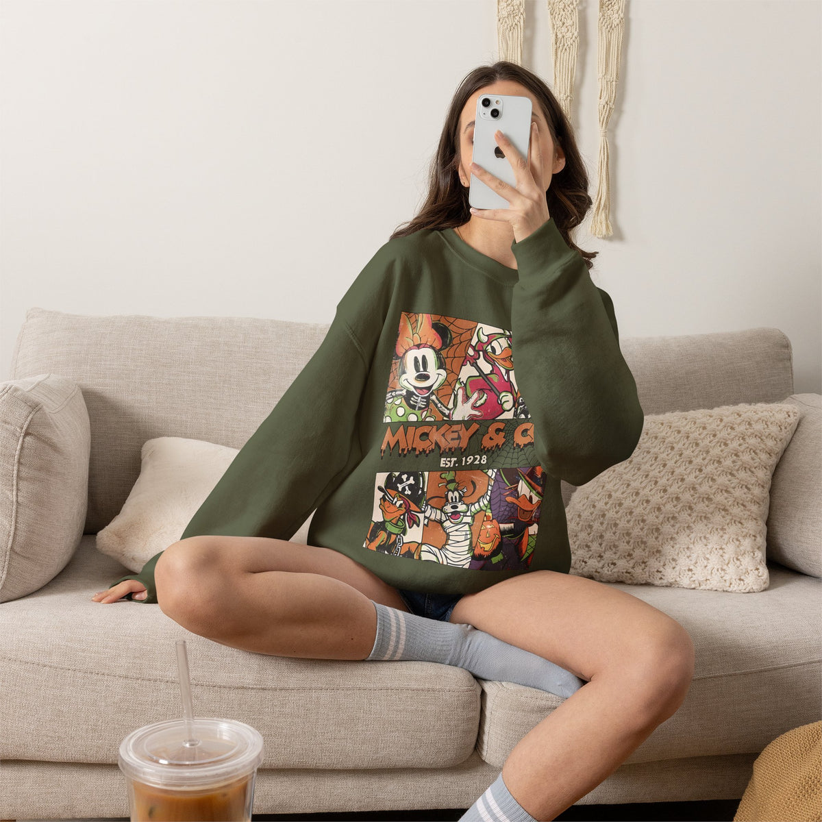 Mickey & Co. Vintage Cartoon Crewneck Sweatshirt – photo 5