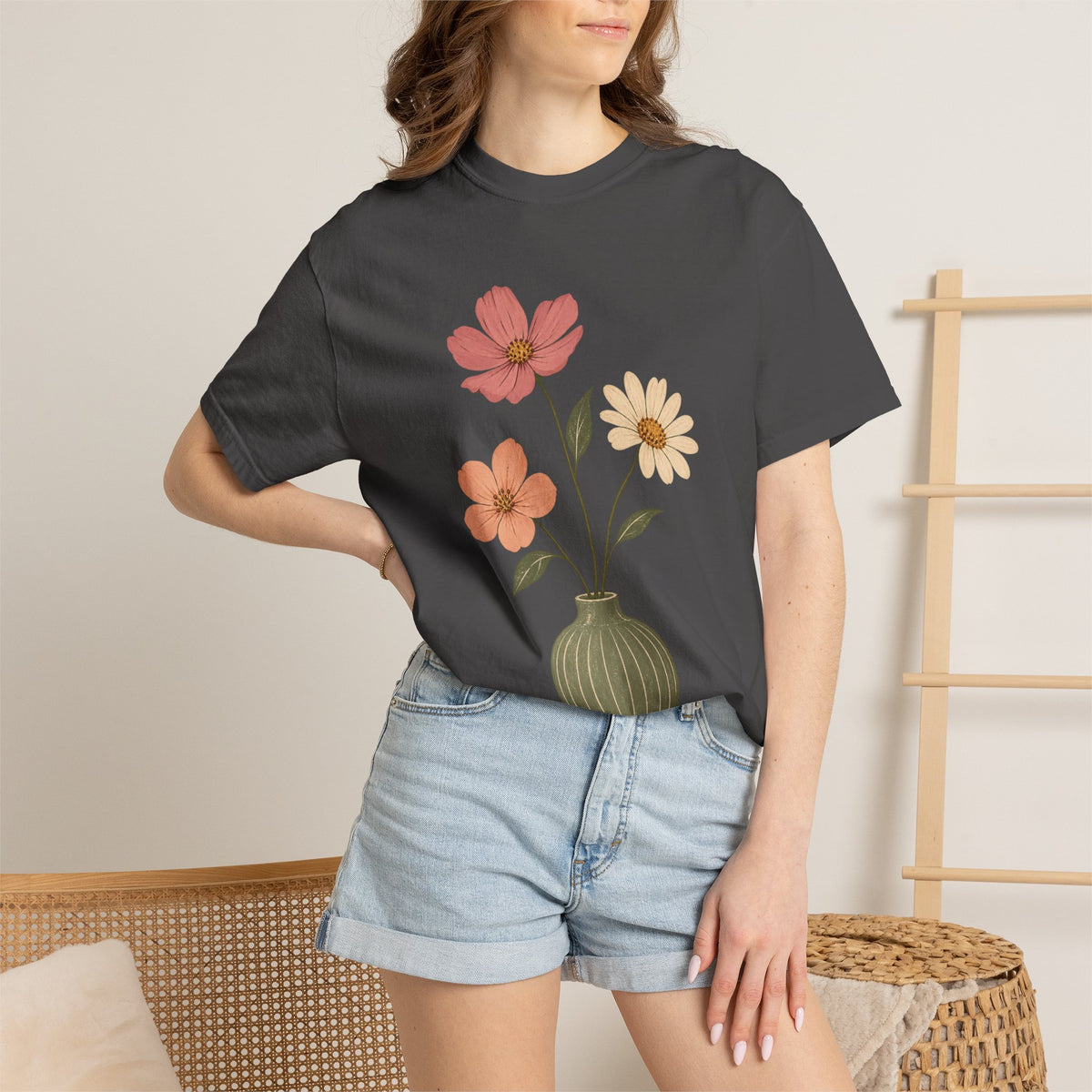 Vintage Wildflower Graphic Tee in Graphite, alternate view