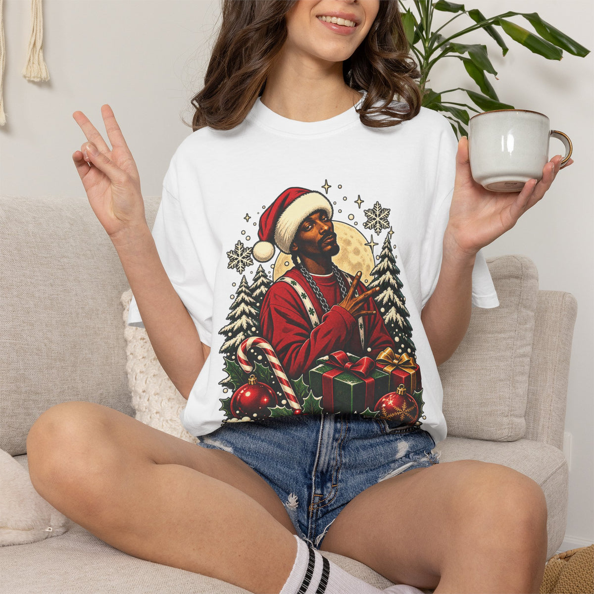 Snoop Graphic Christmas Tee