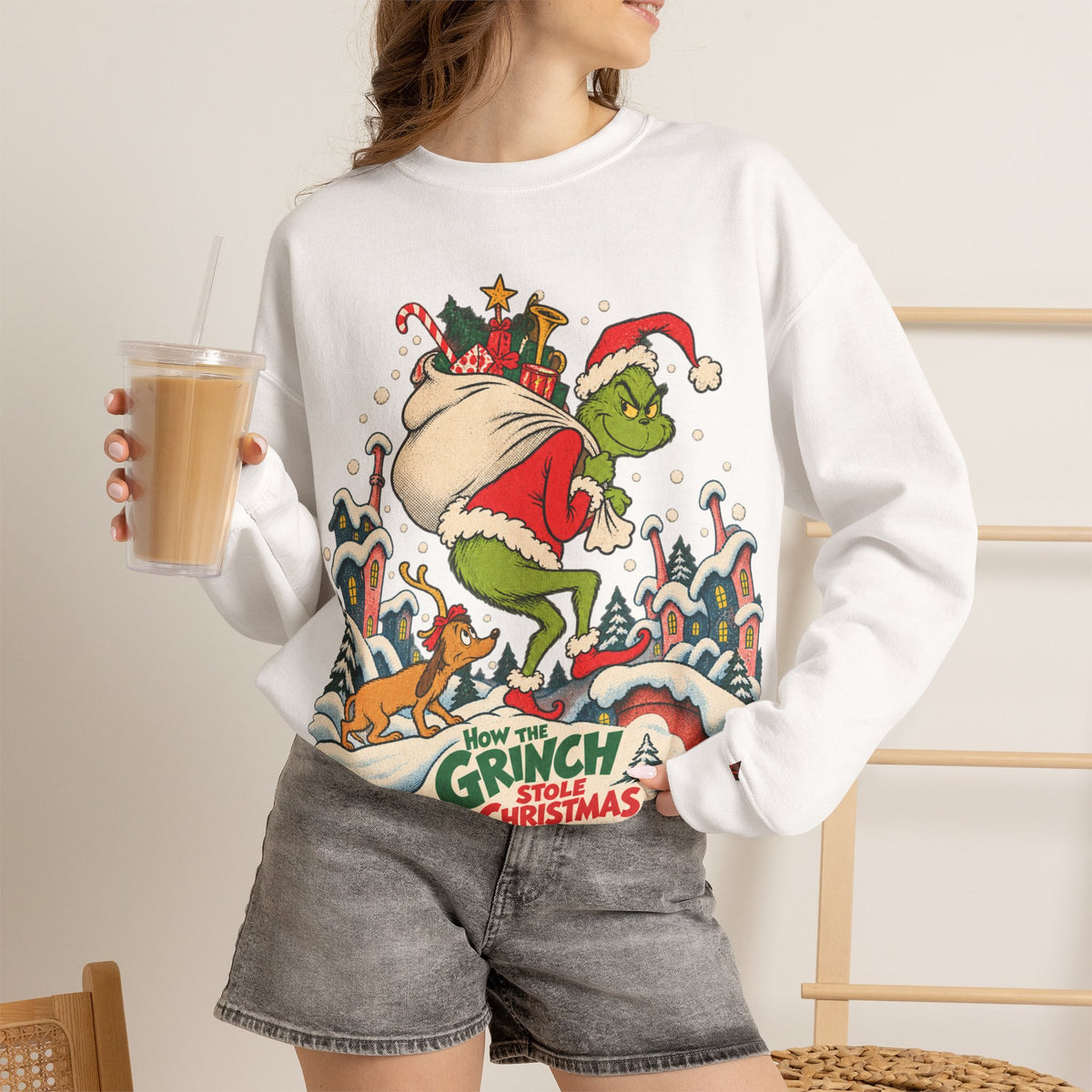 Grinch Christmas Crewneck Sweatshirt – How the Grinch Stole Christmas Design