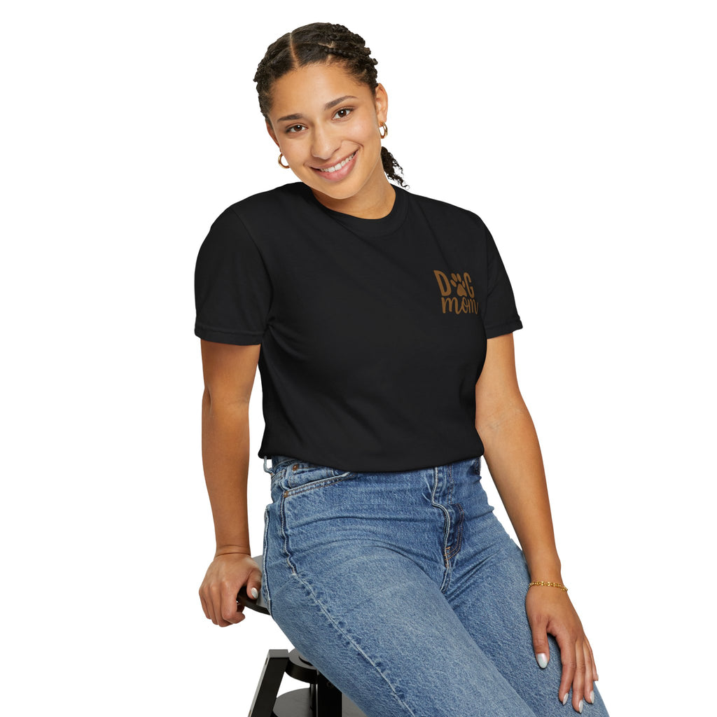 Dog Mom Graphic Tee