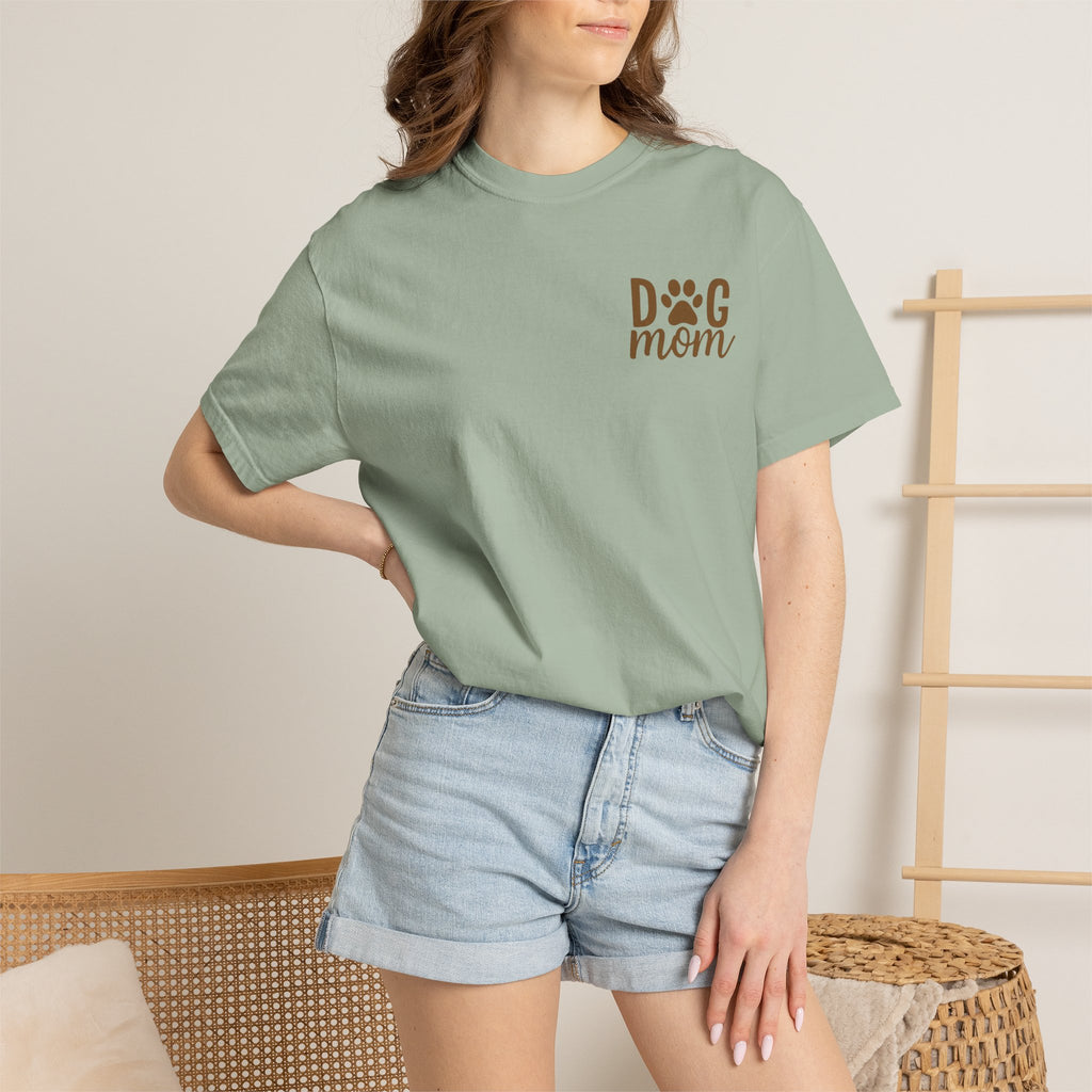 Dog Mom Graphic Tee