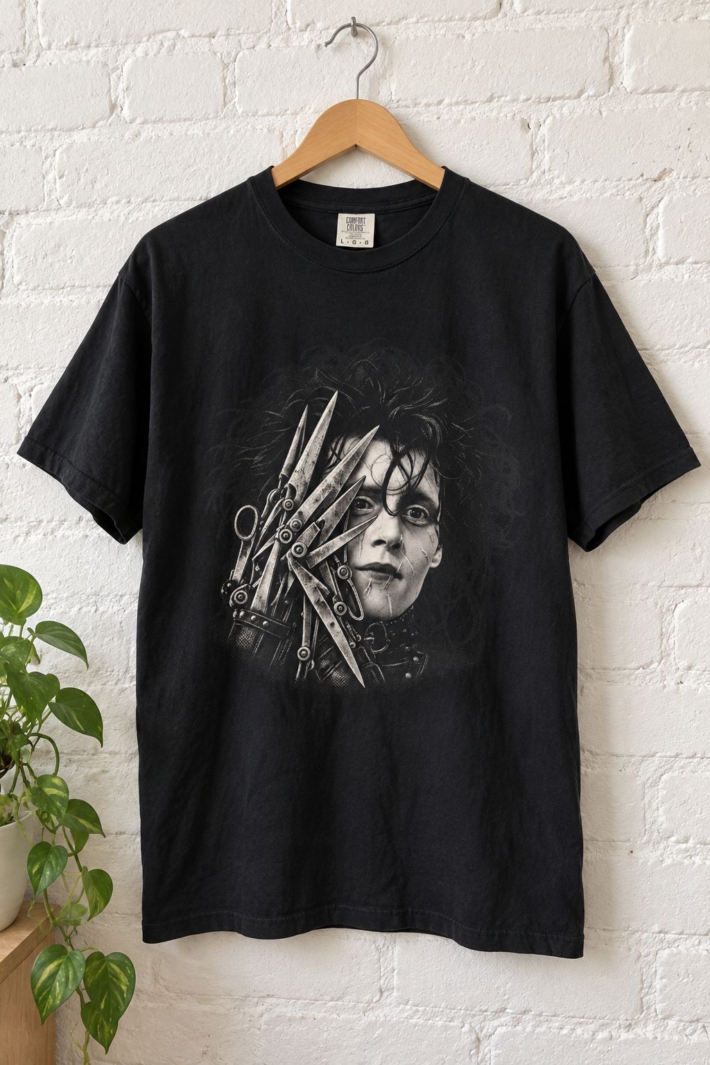 Edward Scissorhands Portrait Tee lifestyle photo